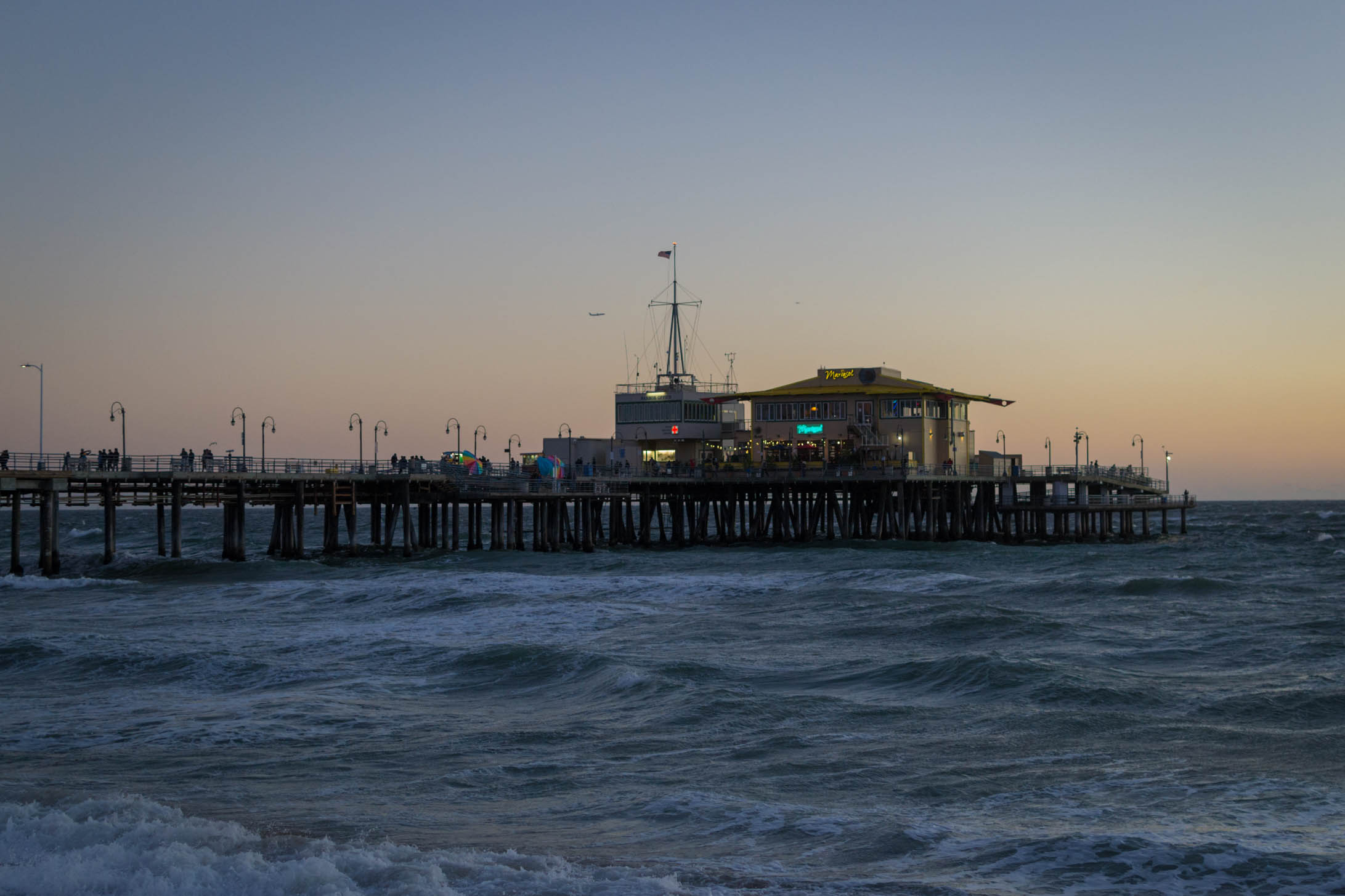 Santa Monica Pier à l'heure bleue