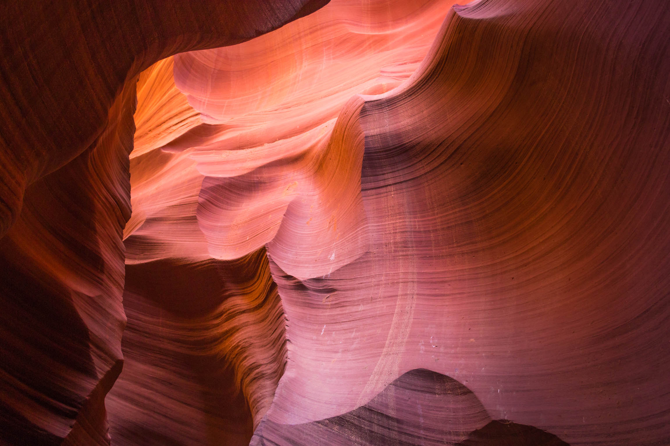 Les formes et les couleurs étonnantes de l'antilope Canyon